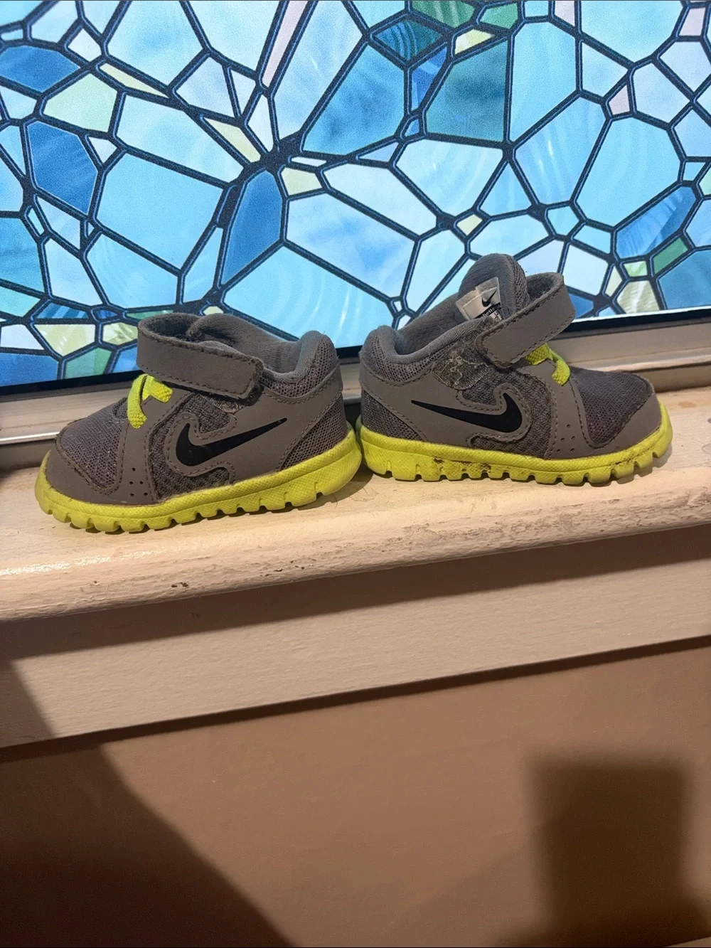 Nike Kids Gray and Lime Velcro Athletic Sneakers